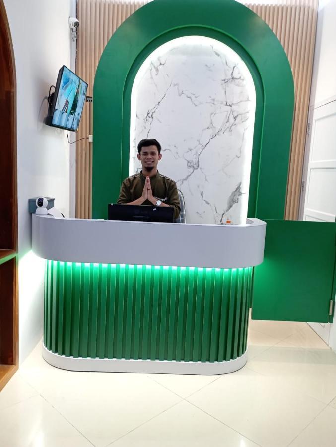 Kareem Syariah Hostel Букиттинги Экстерьер фото