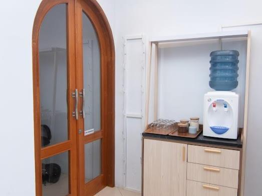 Kareem Syariah Hostel Букиттинги Экстерьер фото